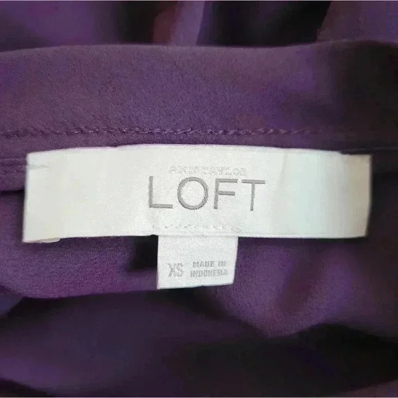 EUC XS Purple Loft Flutter Sleeve Blouse - Picture 3 of 3